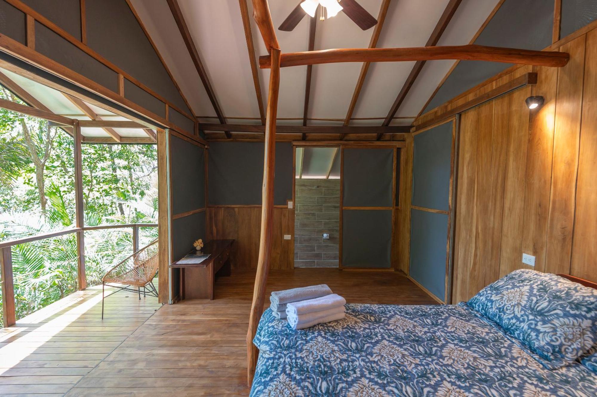 Los Vivos Beachfront Experience Pochote Room photo